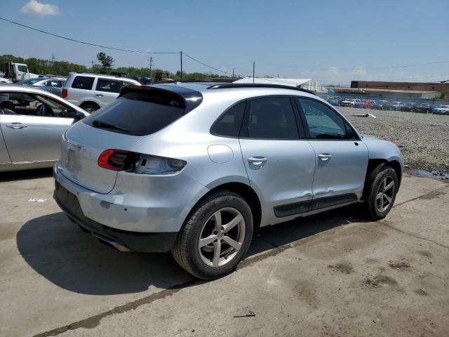 VIN WP1AA2A58JLB07710 2018 Porsche Macan no.3