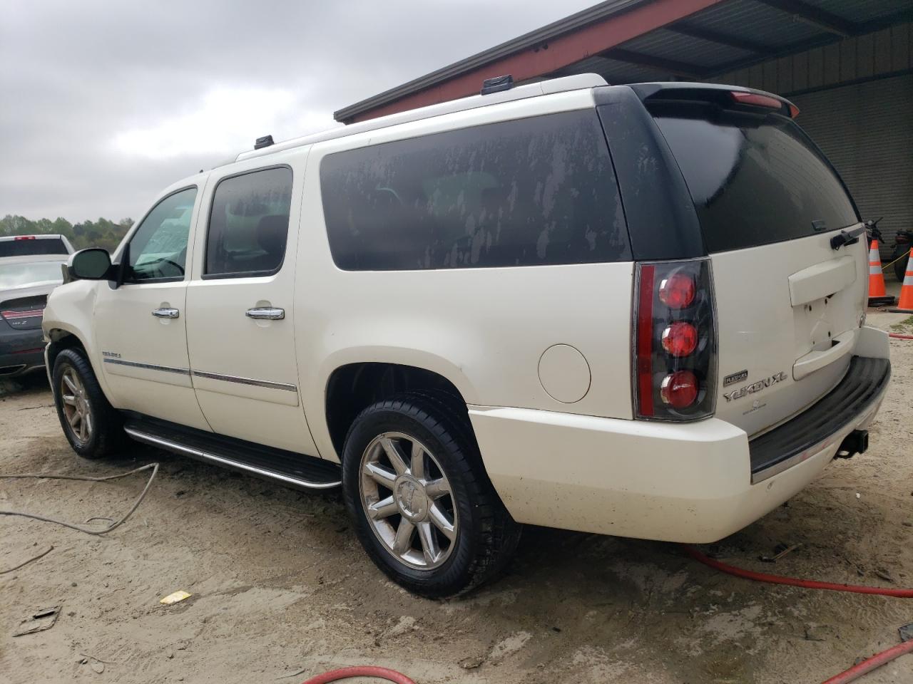 1GKS2MEF3BR242789 2011 GMC Yukon Xl Denali