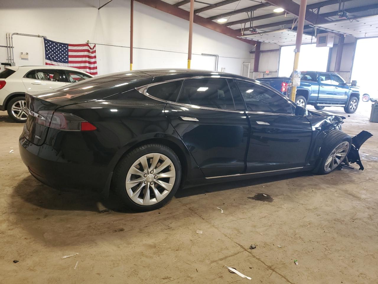 5YJSA1E22KF306790 2019 Tesla Model S