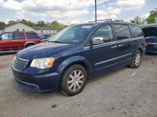 Lot #2503389432 2012 CHRYSLER TOWN & COU salvage car