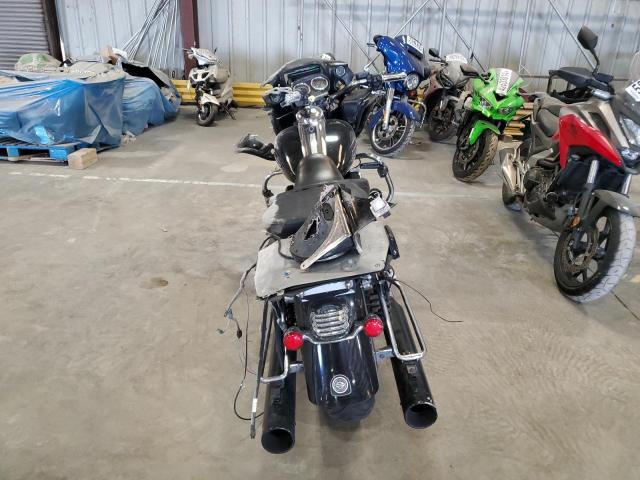 2011 HARLEY-DAVIDSON FLTRU 1HD1KGM34BB607780