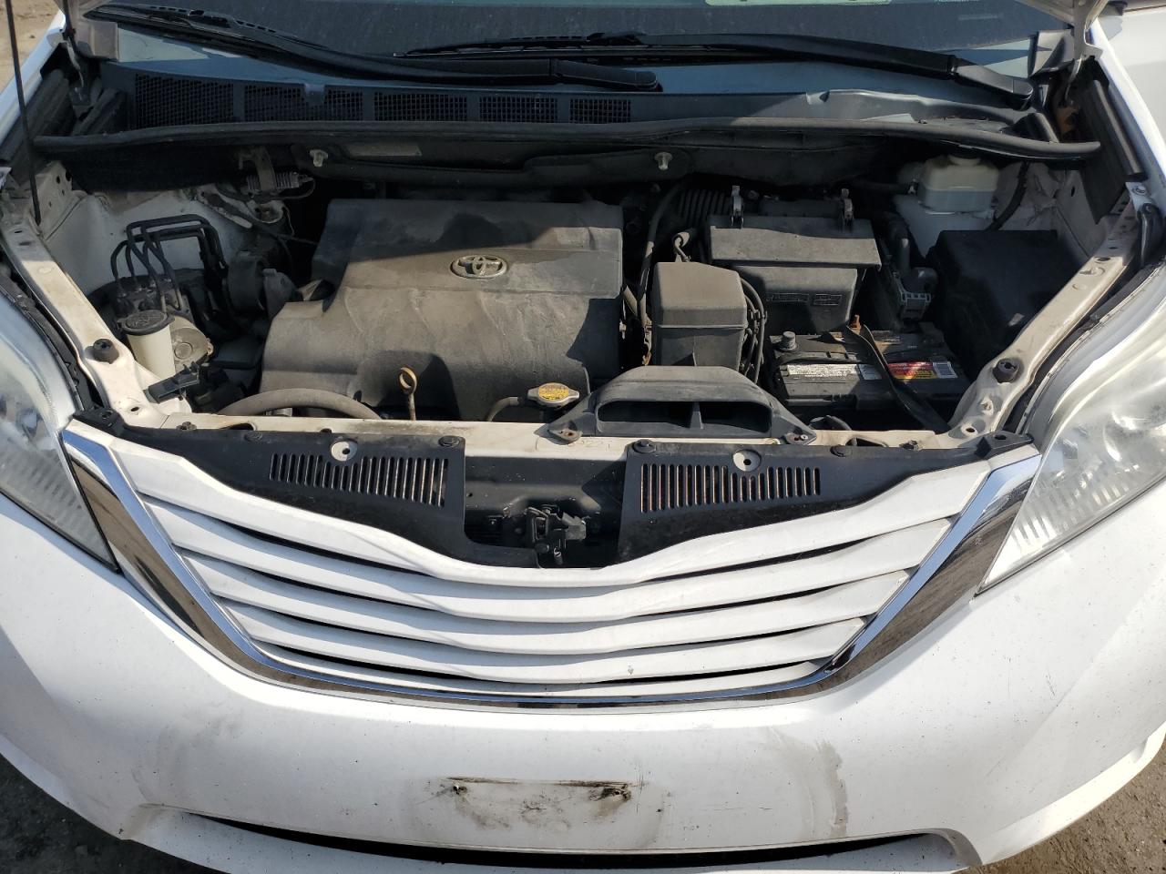 5TDKK3DC9FS562090 2015 Toyota Sienna Le