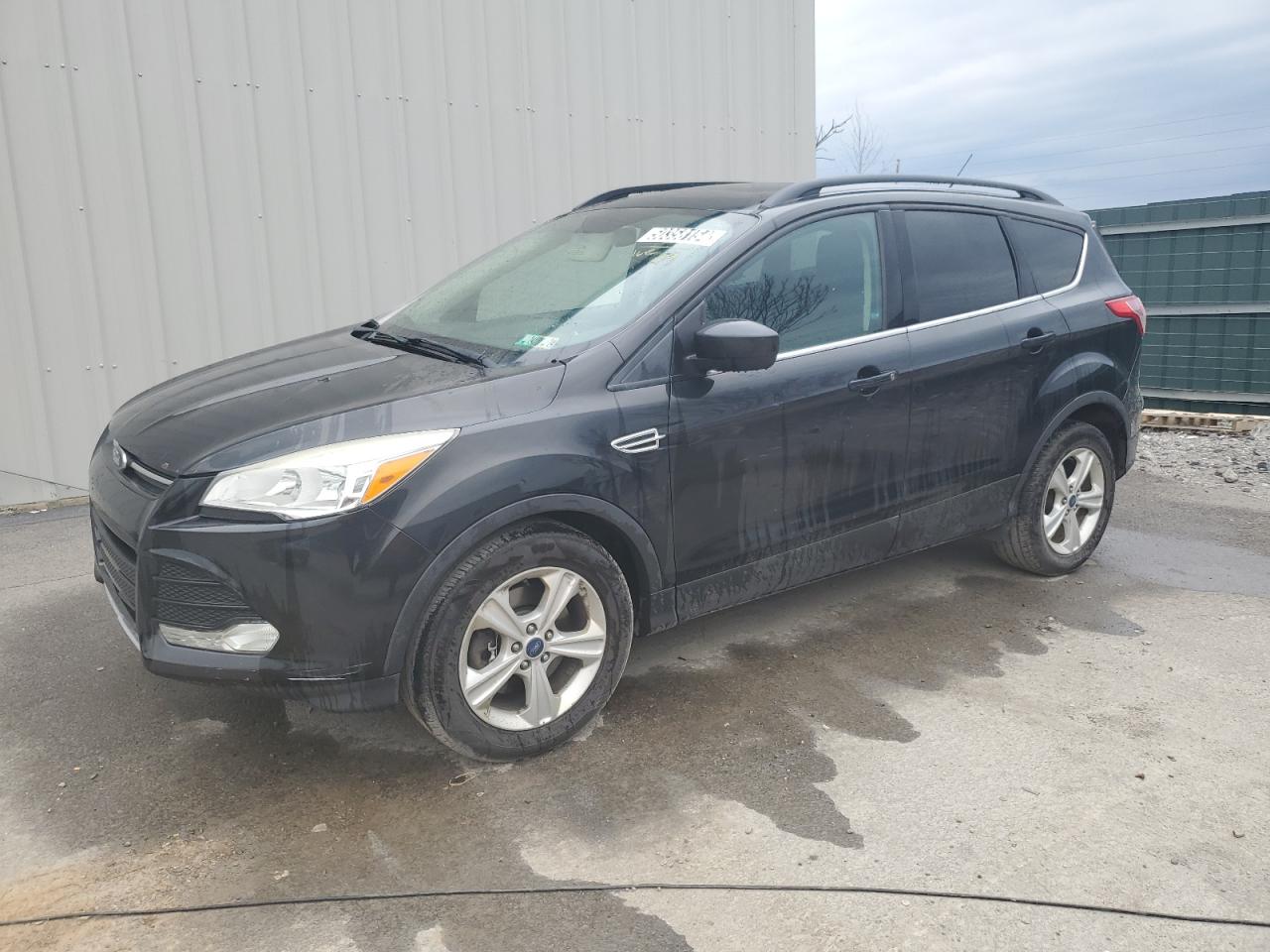 1FMCU9G9XFUA73156 2015 Ford Escape Se