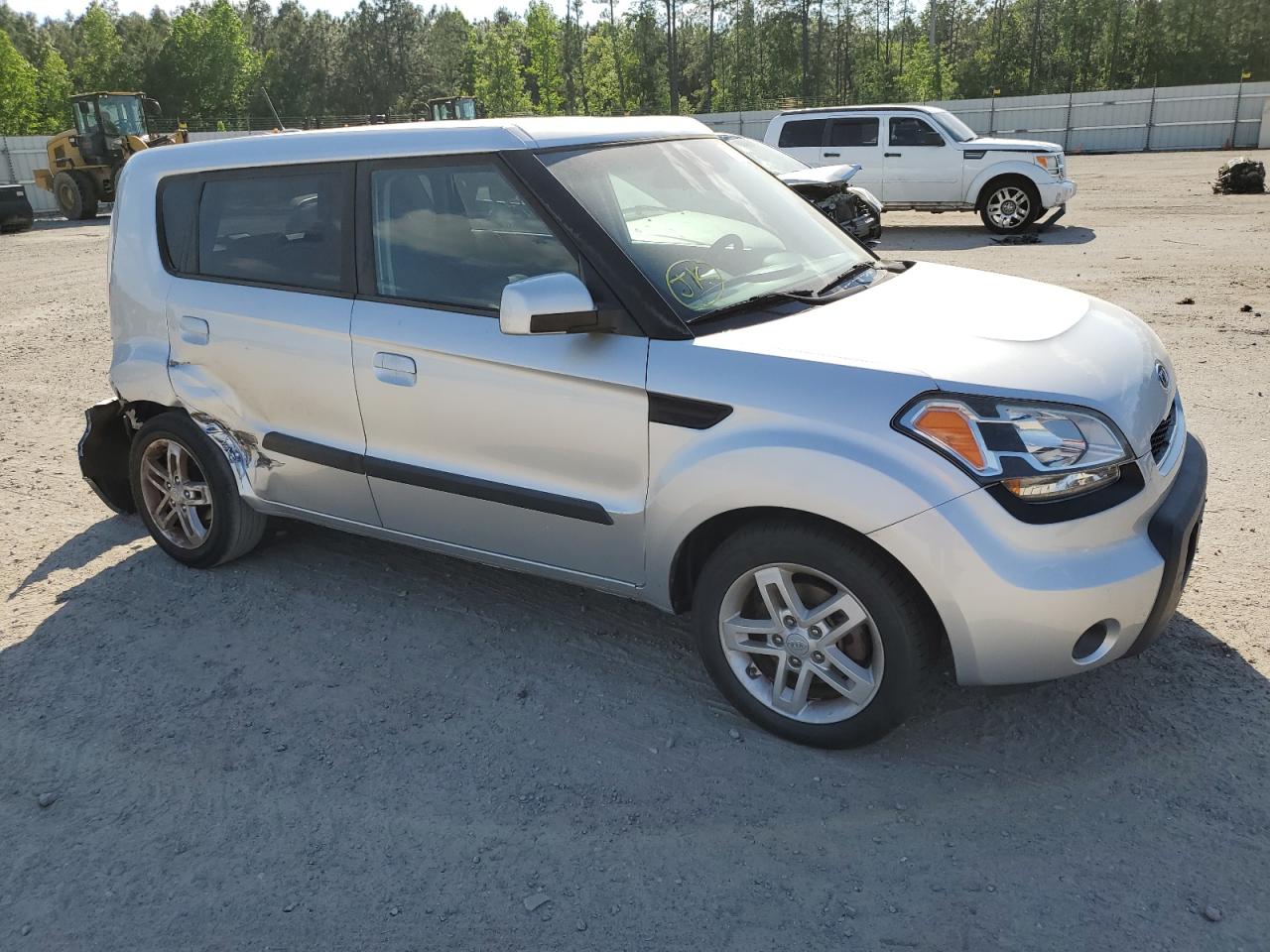 KNDJT2A26A7704073 2010 Kia Soul +