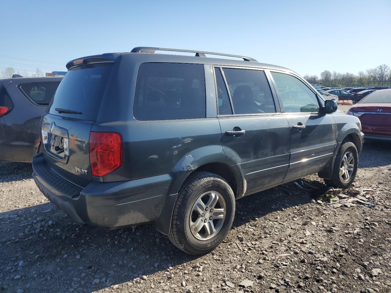 2HKYF18624H556495 2004 Honda Pilot Exl