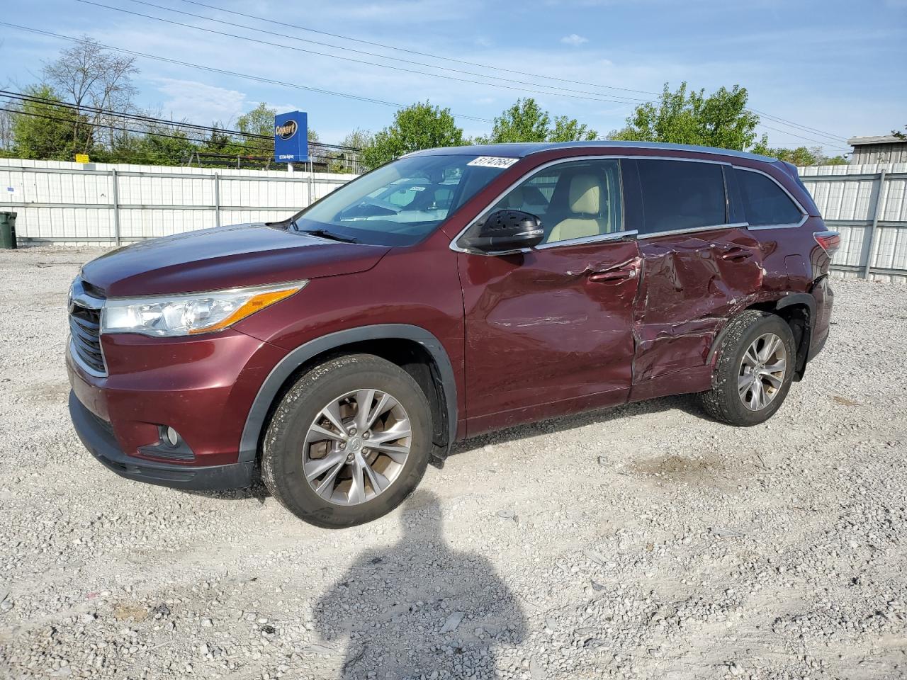 5TDJKRFH6FS133206 2015 Toyota Highlander Xle