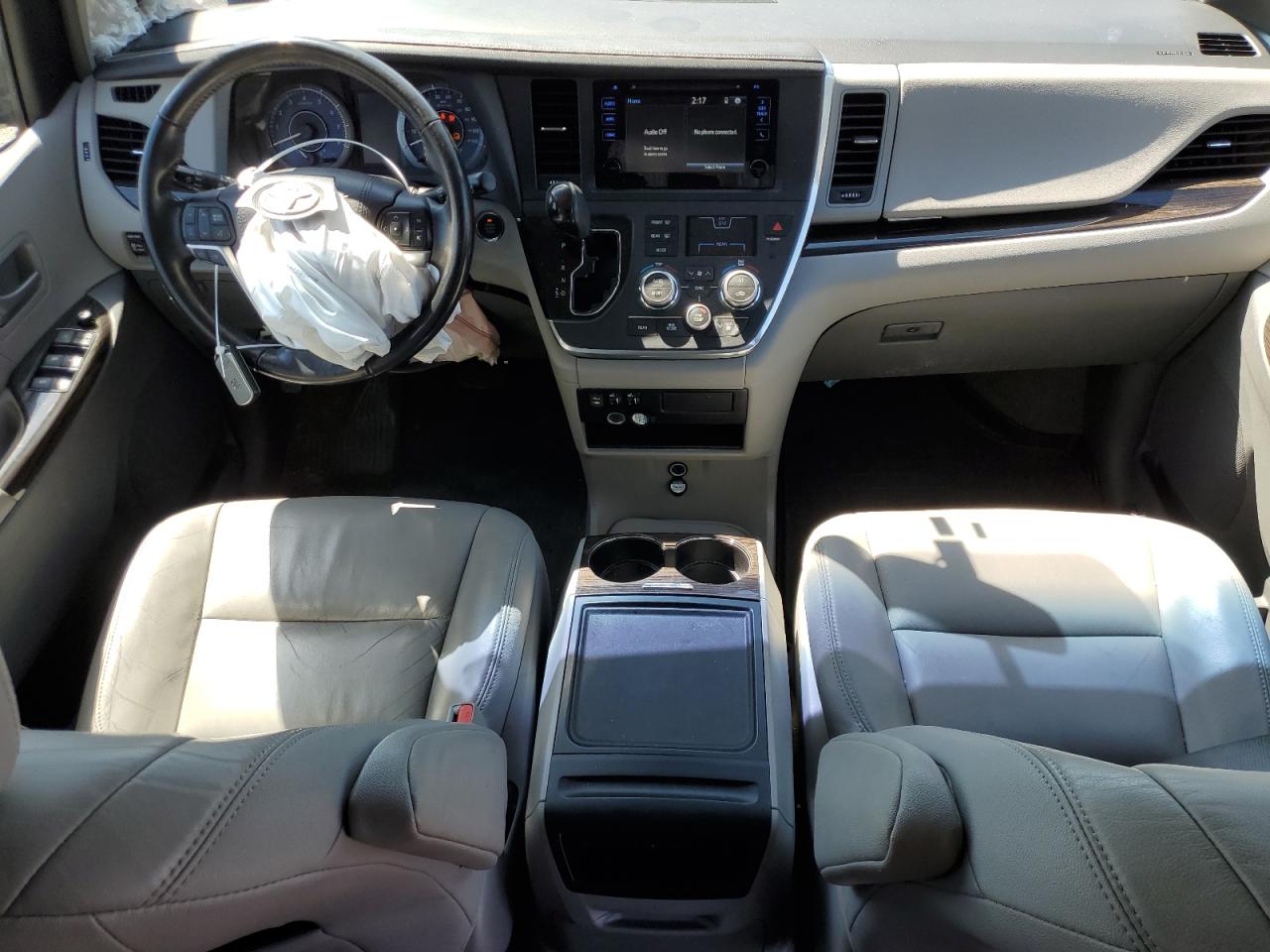 5TDYK3DC5GS715768 2016 Toyota Sienna Xle