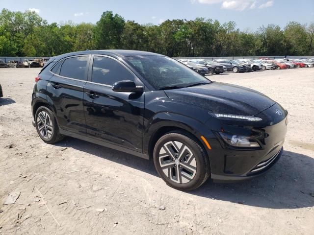 KM8K23AG4PU174586 Hyundai Kona SE 4