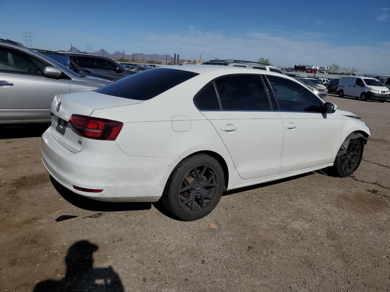 3VW167AJ5HM282127 2017 Volkswagen Jetta S