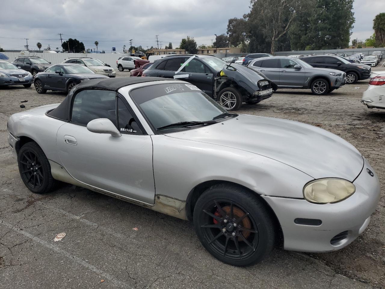 JM1NB353010216016 2001 Mazda Mx-5 Miata Base