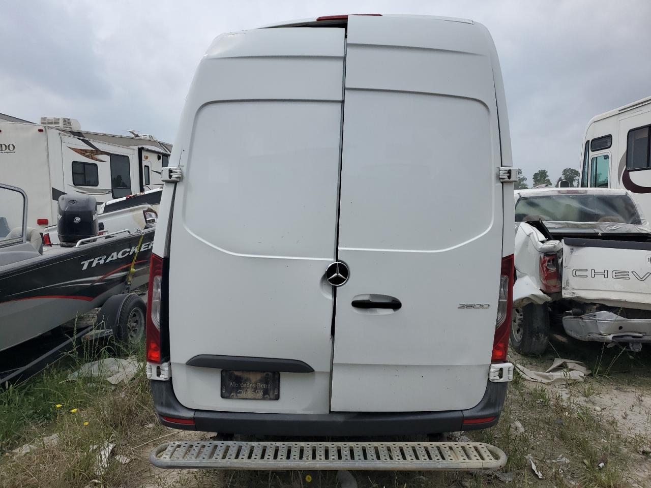 W1Y4DCHY6MT049866 2021 Mercedes-Benz Sprinter 2500