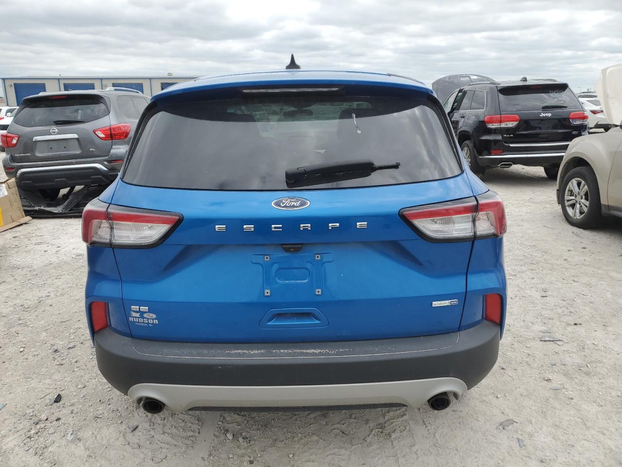 VIN: 1FMCU9G61LUC10535 2020 FORD ESCAPE
