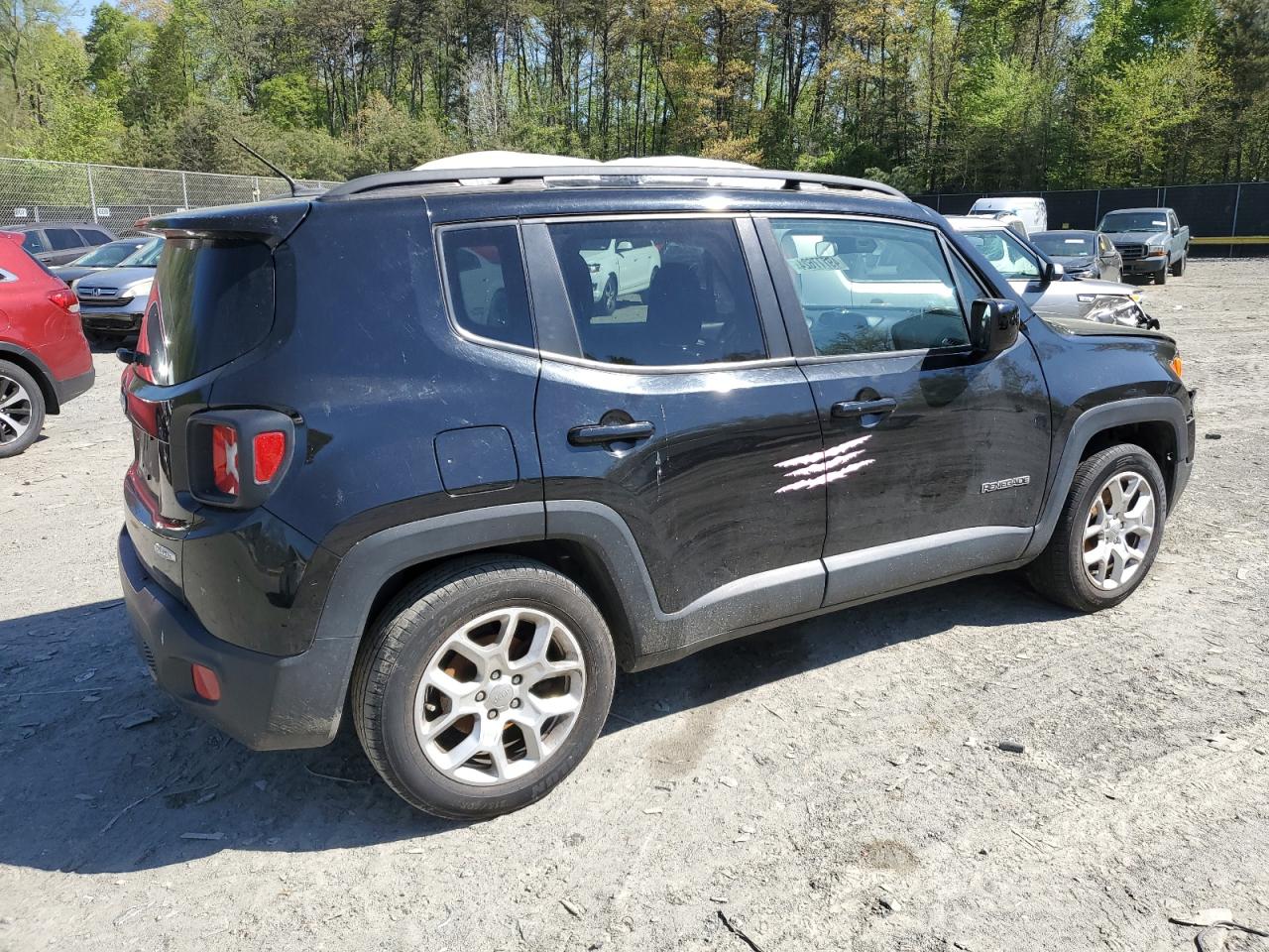 ZACCJABT1GPE37856 2016 Jeep Renegade Latitude