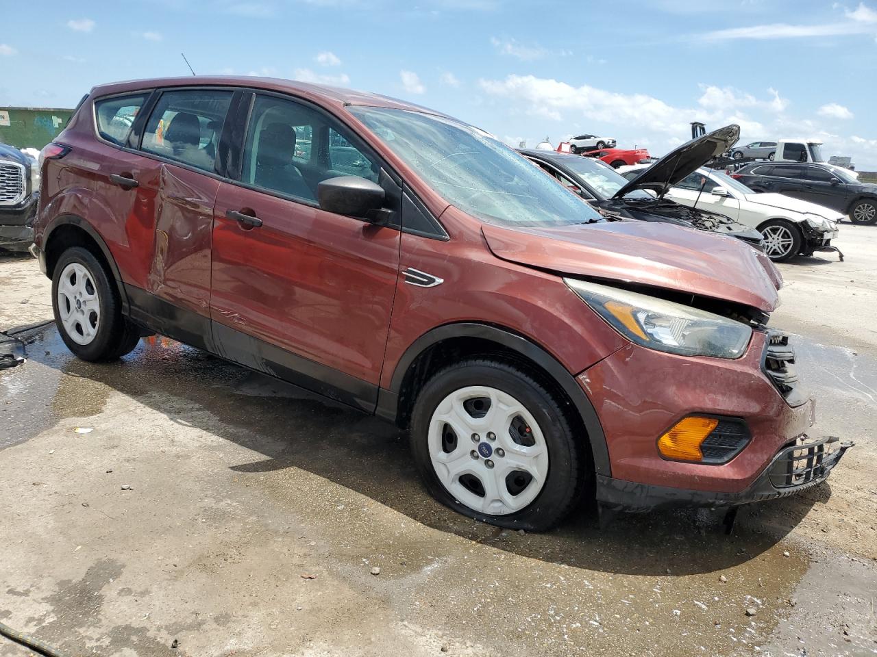 2018 Ford Escape S vin: 1FMCU0F73JUA48376