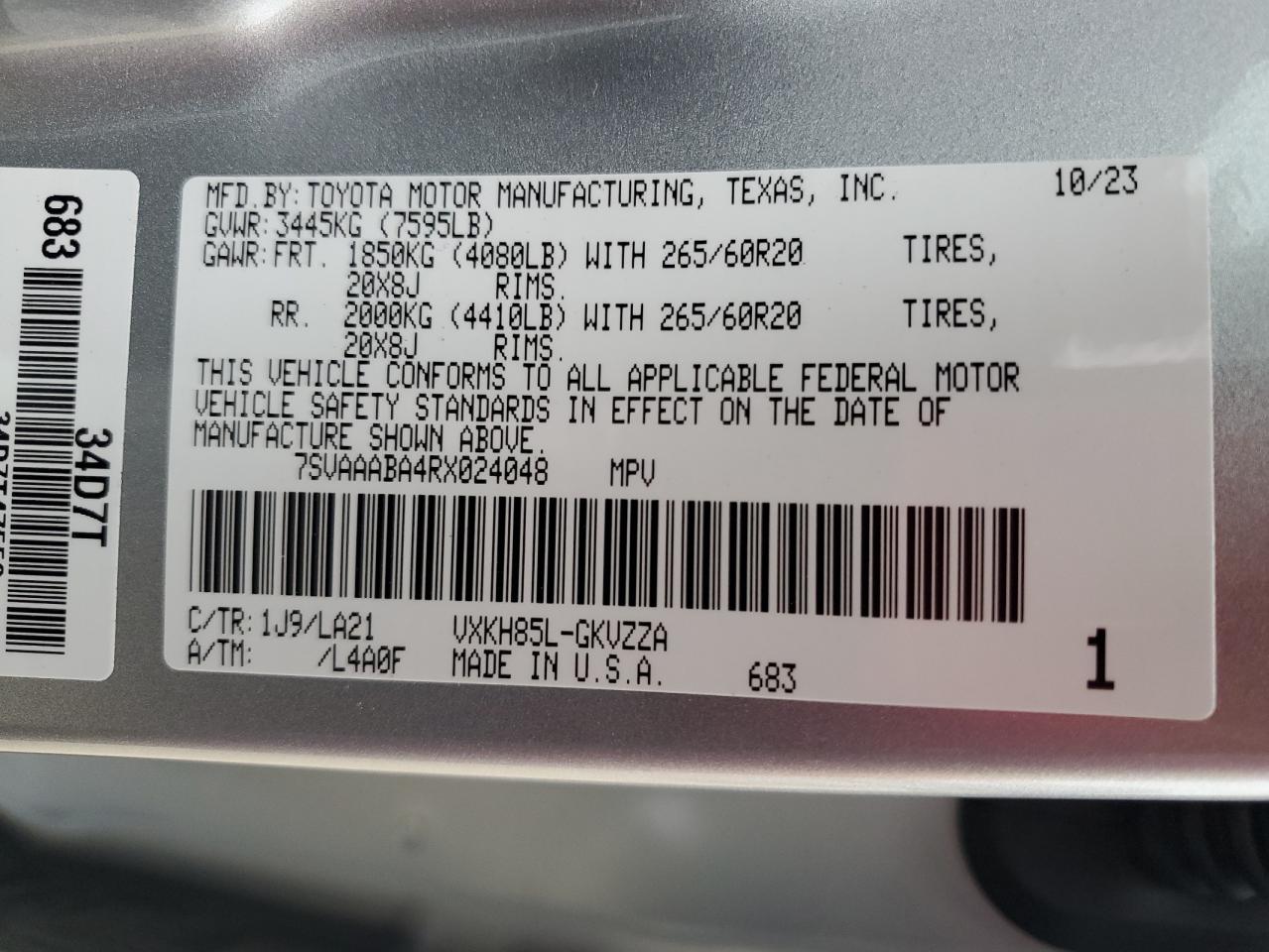 7SVAAABA4RX024048 2024 Toyota Sequoia Sr5