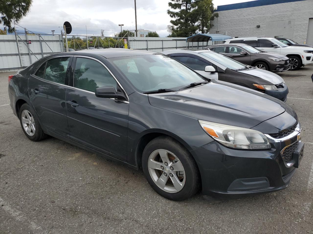 2015 Chevrolet Malibu Ls vin: 1G11B5SL9FF330530