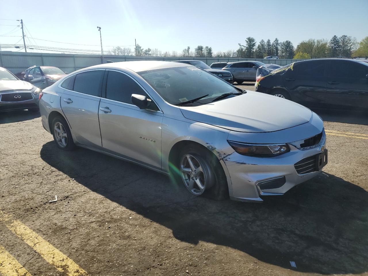 2018 Chevrolet Malibu Ls vin: 1G1ZB5ST0JF230571