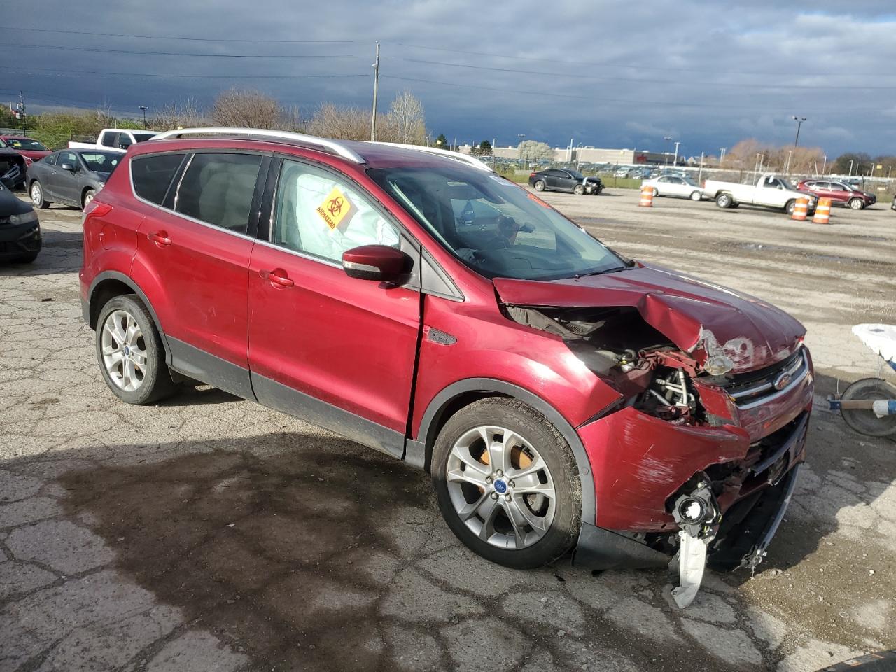 1FMCU0JX4EUC83611 2014 Ford Escape Titanium