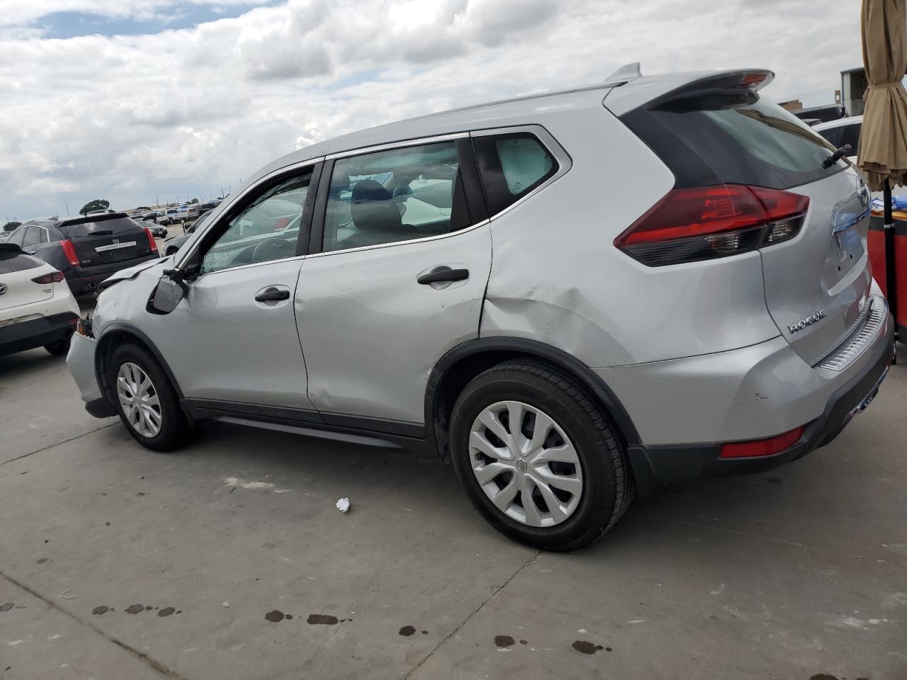 5N1AT2MT7KC834193 2019 Nissan Rogue S