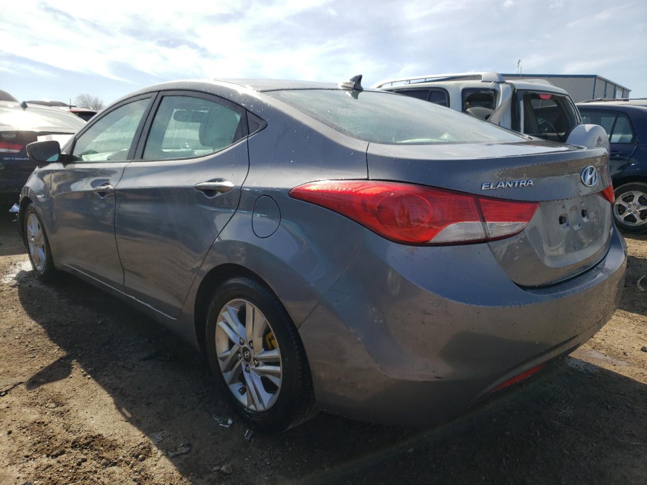 Lot #2558814874 2013 HYUNDAI ELANTRA GL