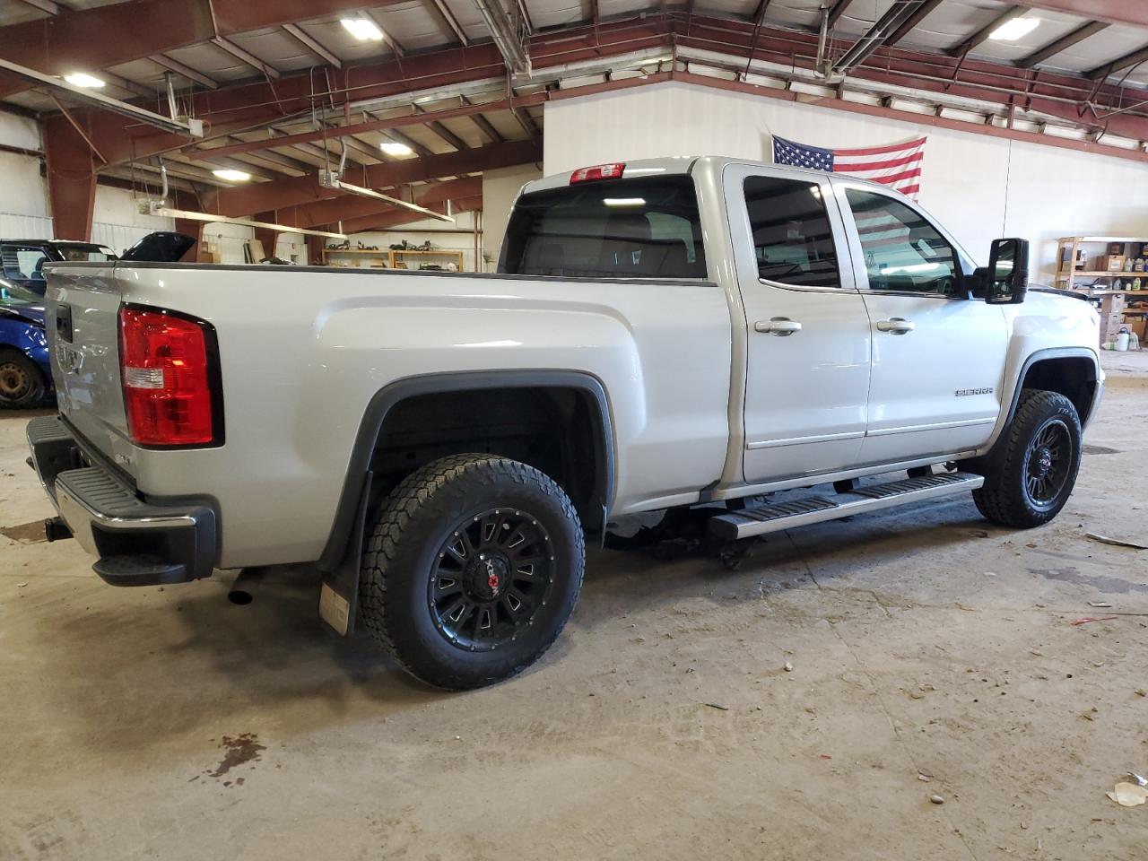 1GTV2MEC9JZ126395 2018 GMC Sierra K1500 Sle