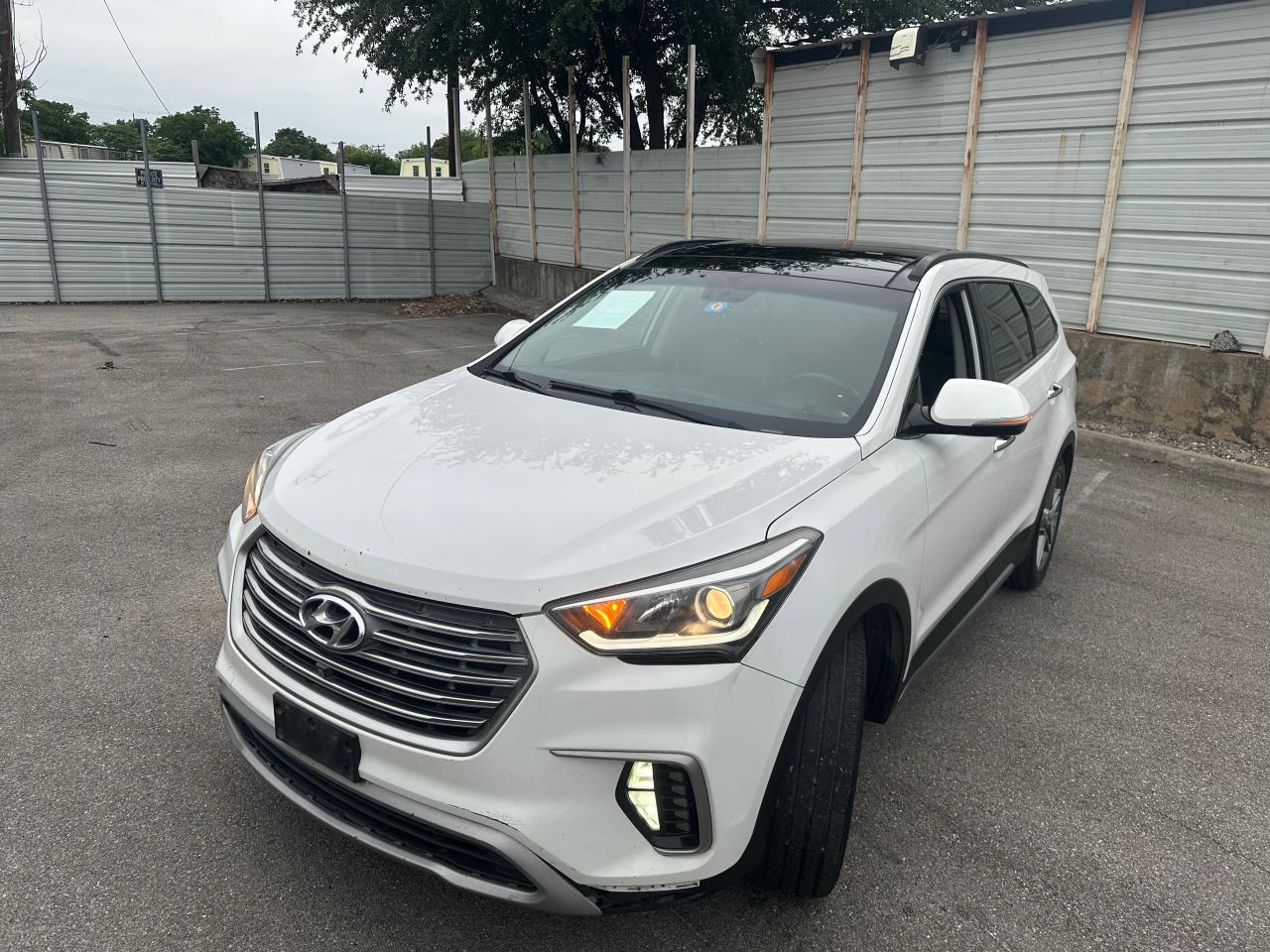 KM8SR4HF6JU275909 2018 Hyundai Santa Fe Se Ultimate