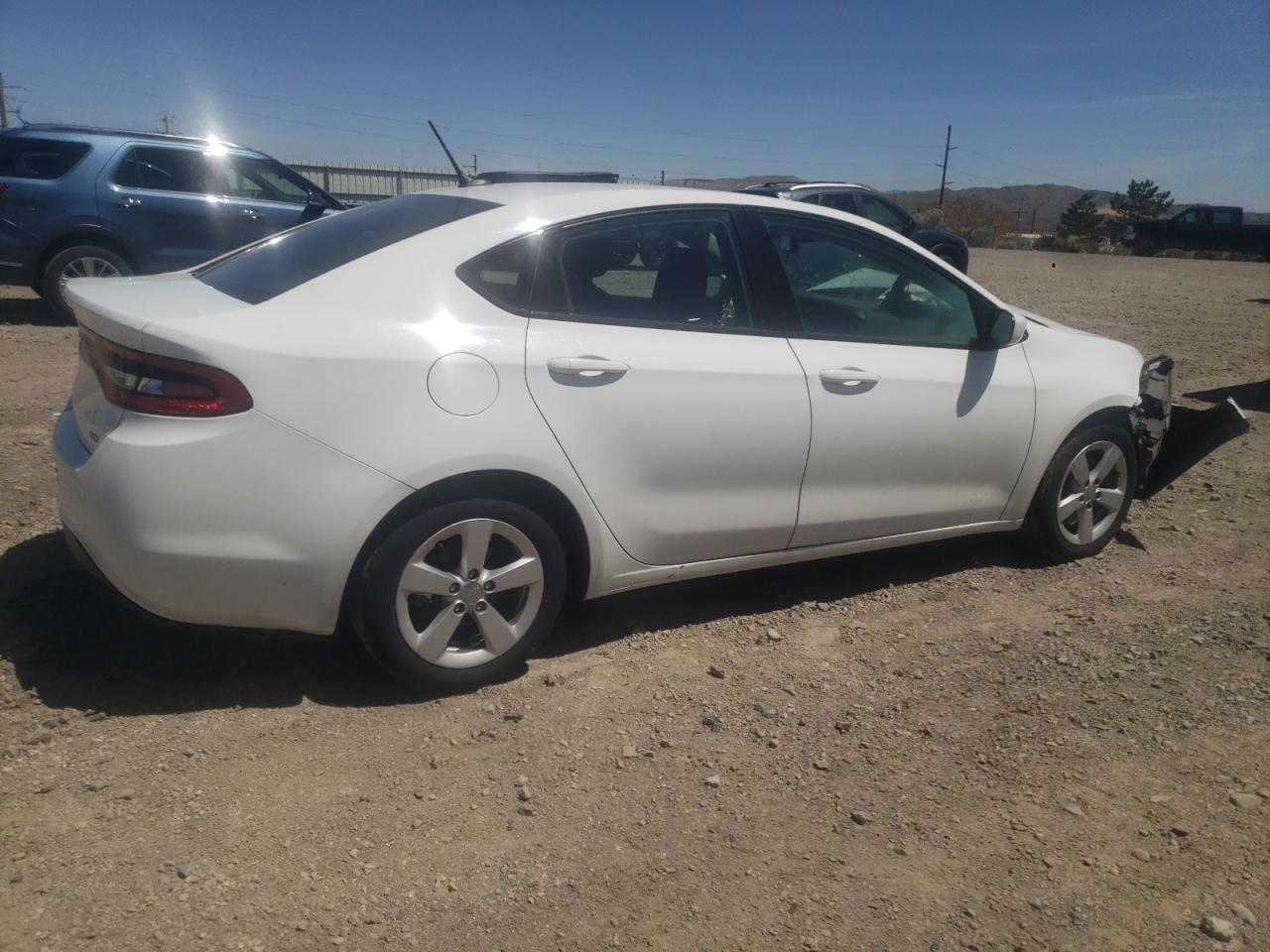 1C3CDFBBXFD310455 2015 Dodge Dart Sxt