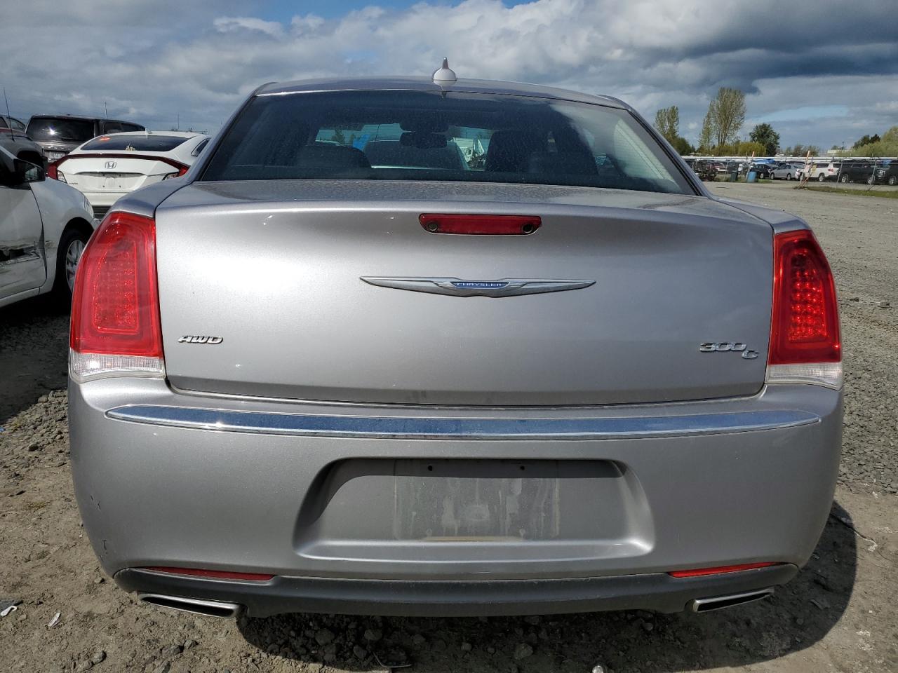 2017 Chrysler 300C vin: 2C3CCAKG2HH565463