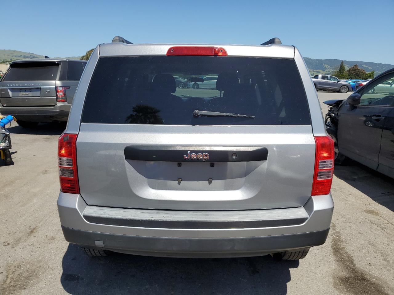 1C4NJPBB6ED886741 2014 Jeep Patriot Sport