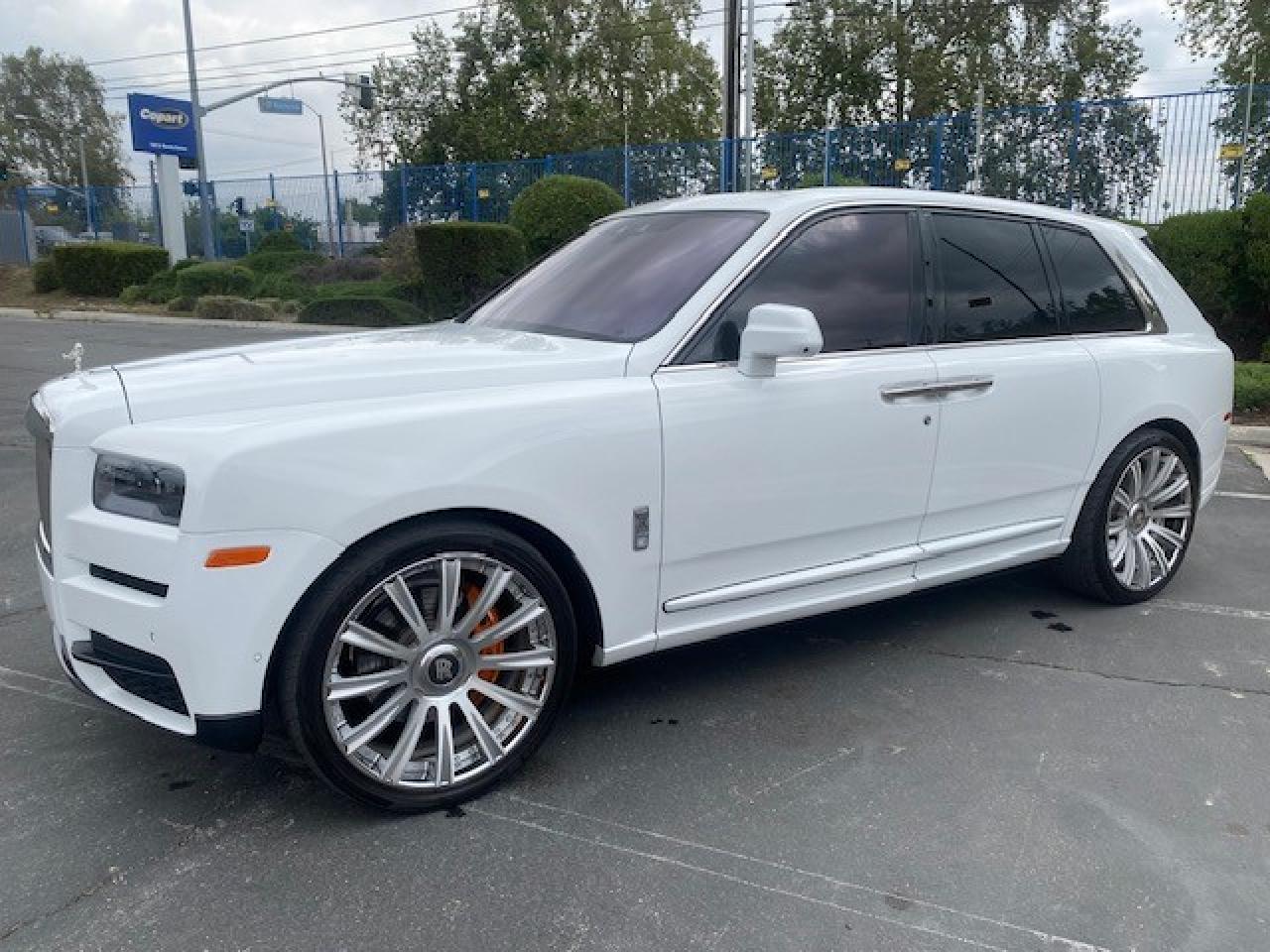 2021 Rolls-Royce Cullinan vin: SLATV4C02MU204564