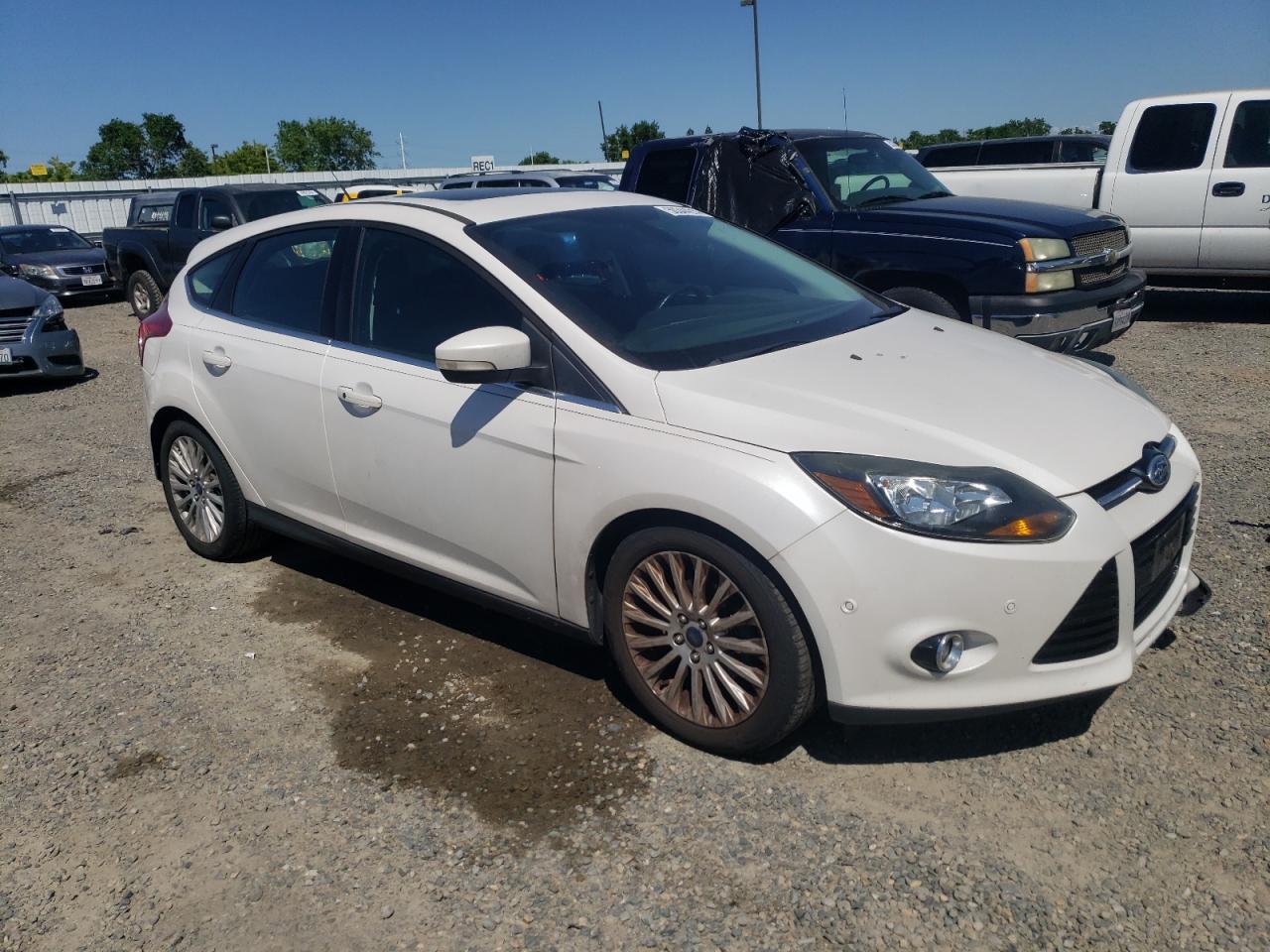 1FAHP3N24CL314205 2012 Ford Focus Titanium