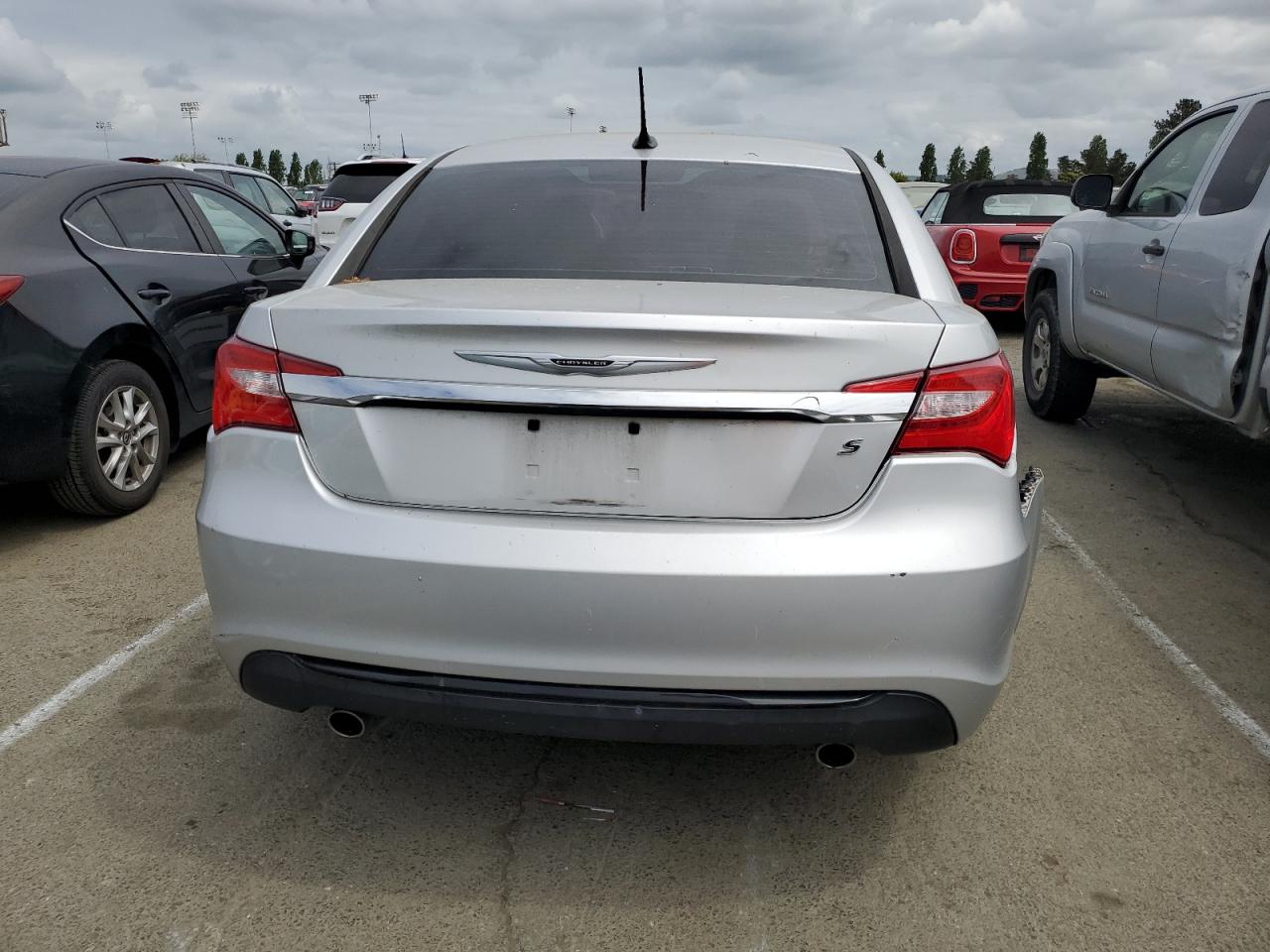 1C3CCBHG4CN327224 2012 Chrysler 200 S