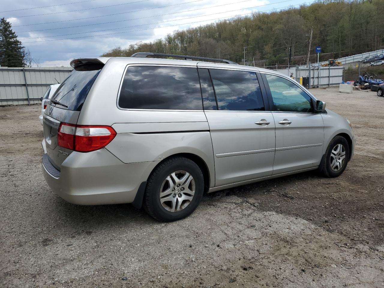 5FNRL38765B129273 2005 Honda Odyssey Exl