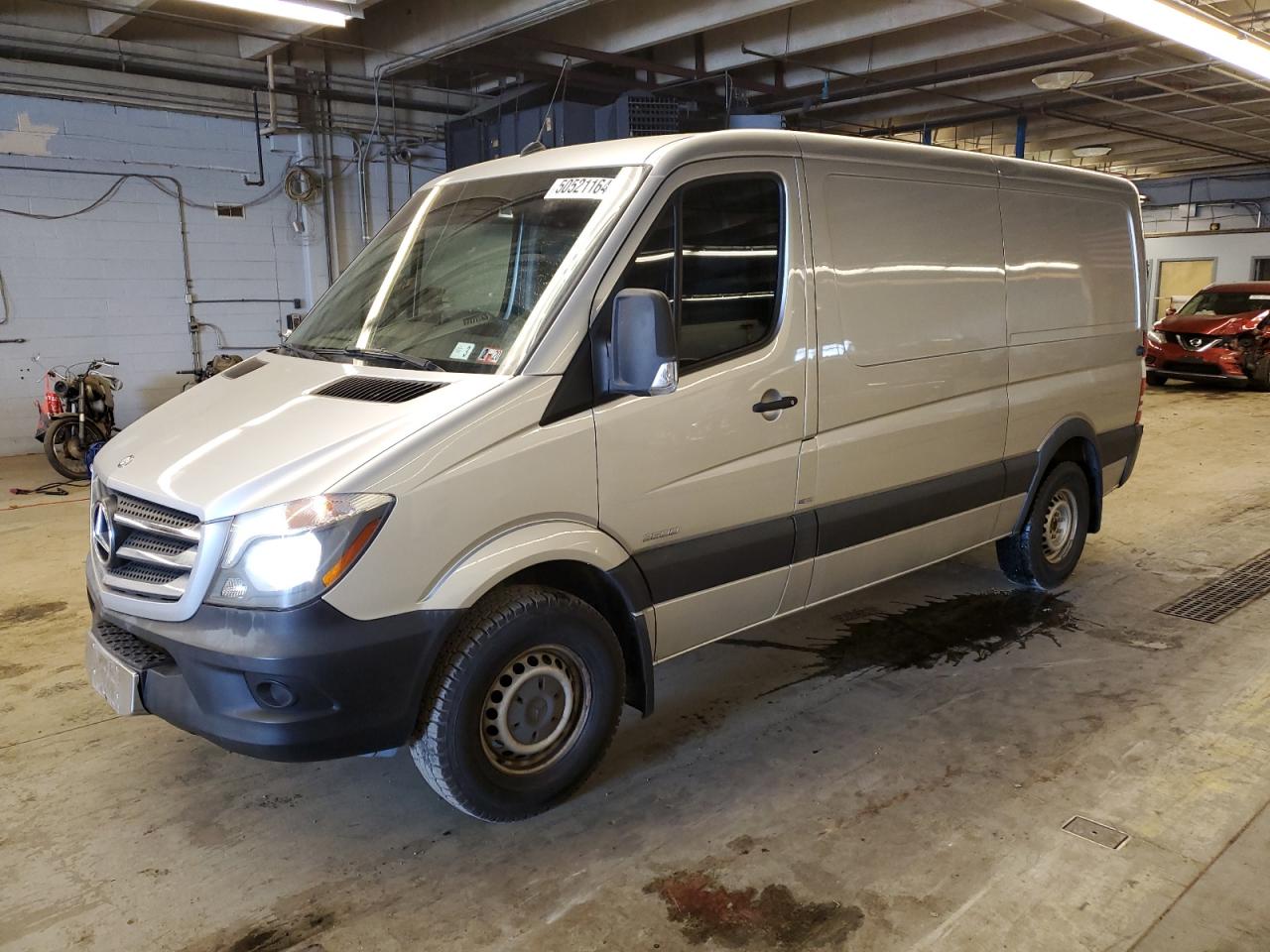 Lot #2478136686 2015 MERCEDES-BENZ SPRINTER 2