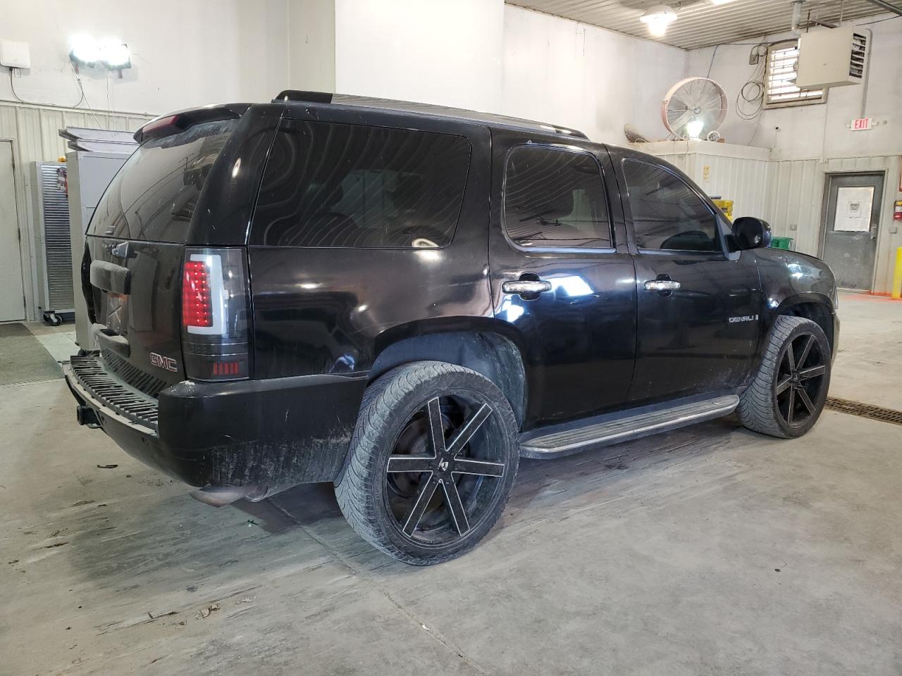 1GKFK63828J128288 2008 GMC Yukon Denali