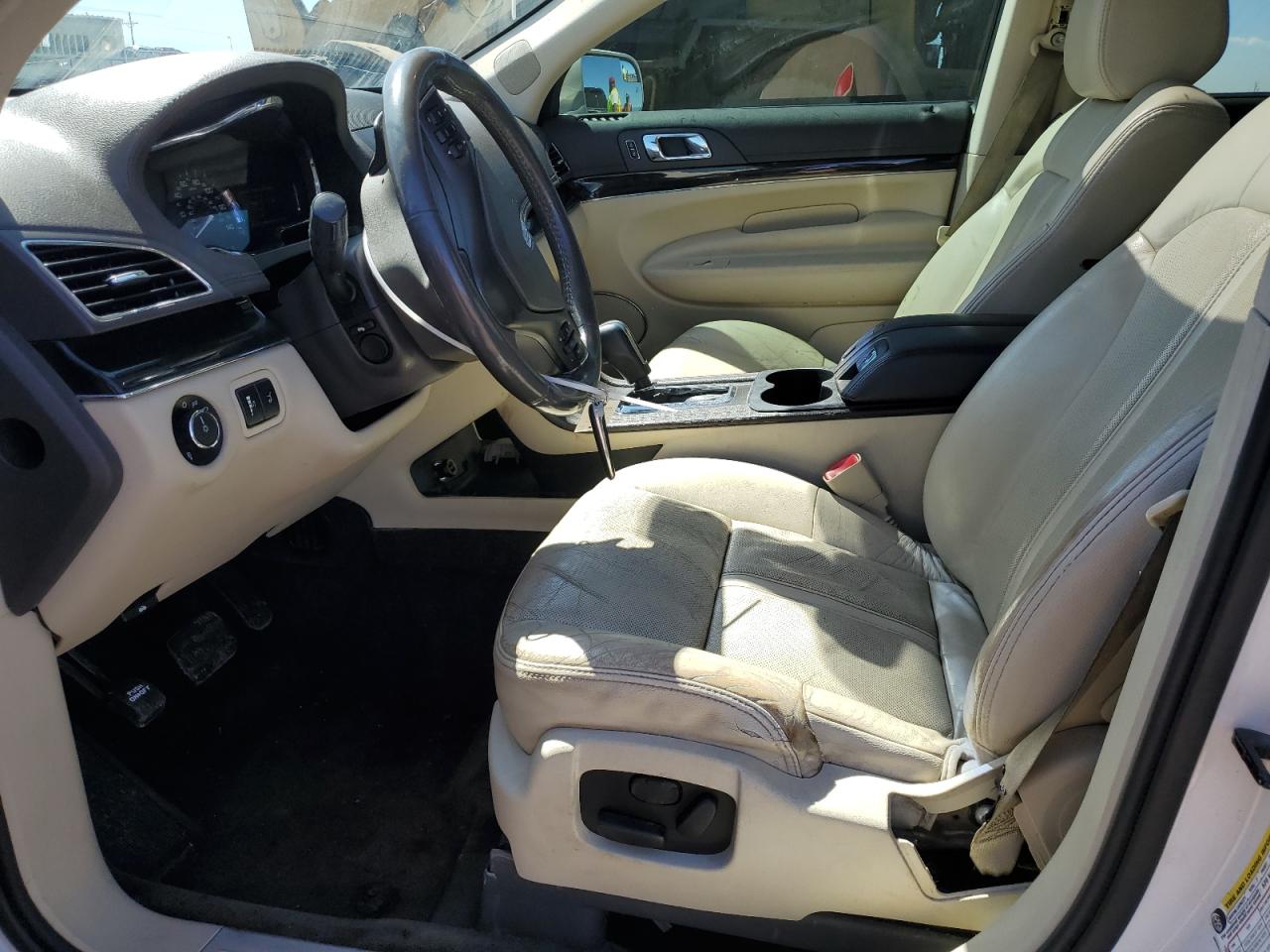 2LMHJ5AT5DBL53036 2013 Lincoln Mkt