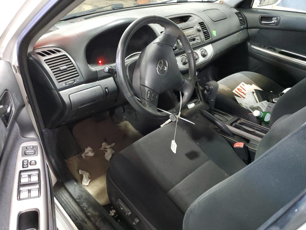 4T1BE32K25U546661 2005 Toyota Camry Le