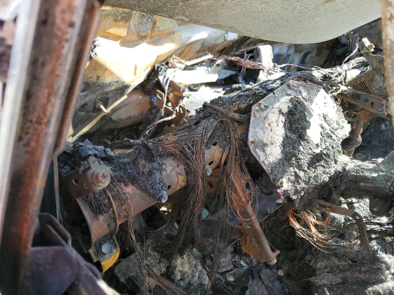 JTMWFREV7HJ125262 2017 Toyota Rav4 Xle