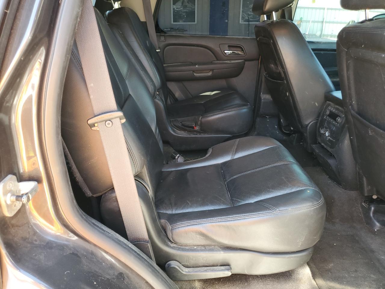 1GNUKBE00AR200087 2010 Chevrolet Tahoe K1500 Lt