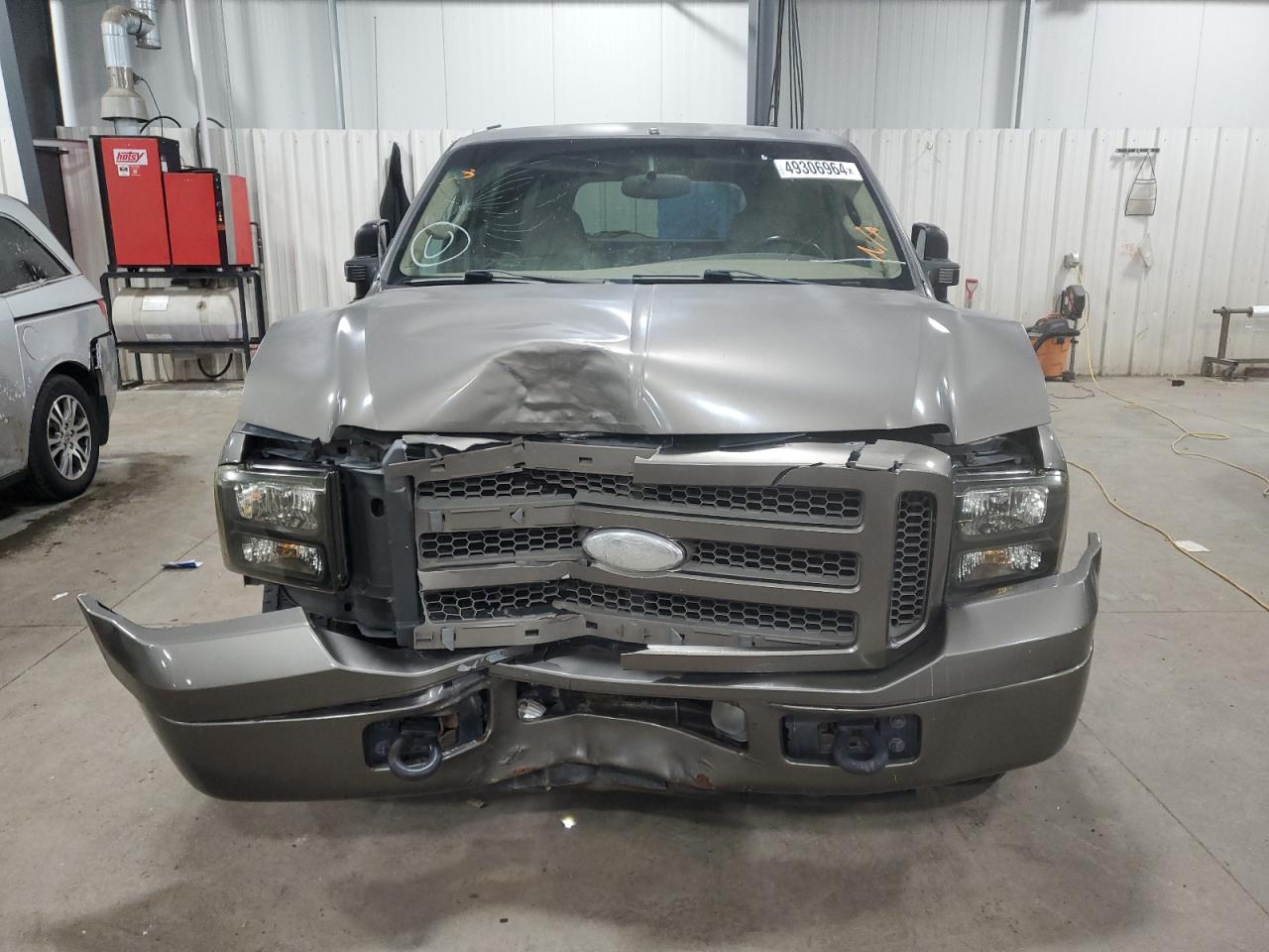 1FMNU42P55EA12792 2005 Ford Excursion Limited