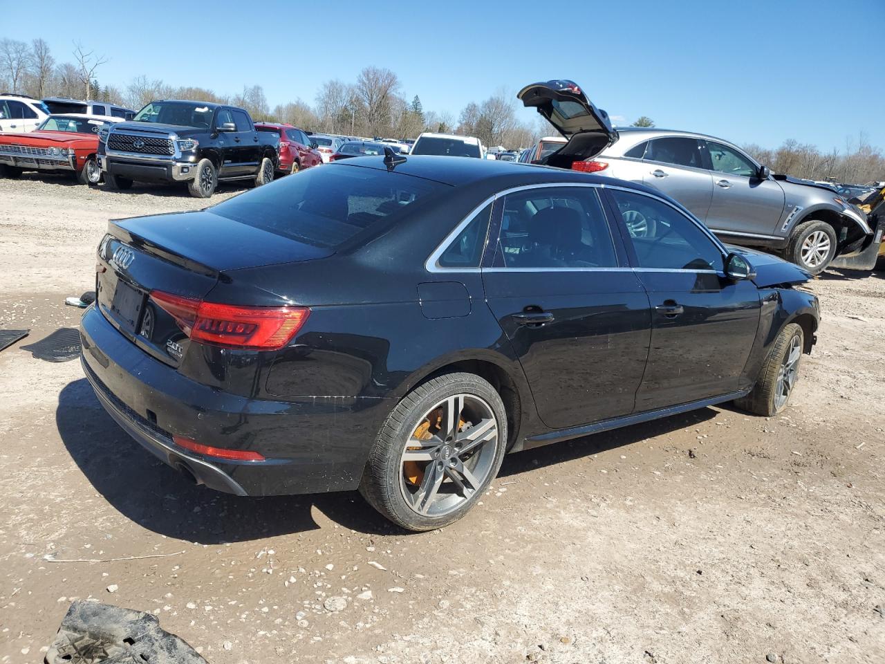 2017 Audi A4 Premium Plus vin: WAUENAF41HN008207