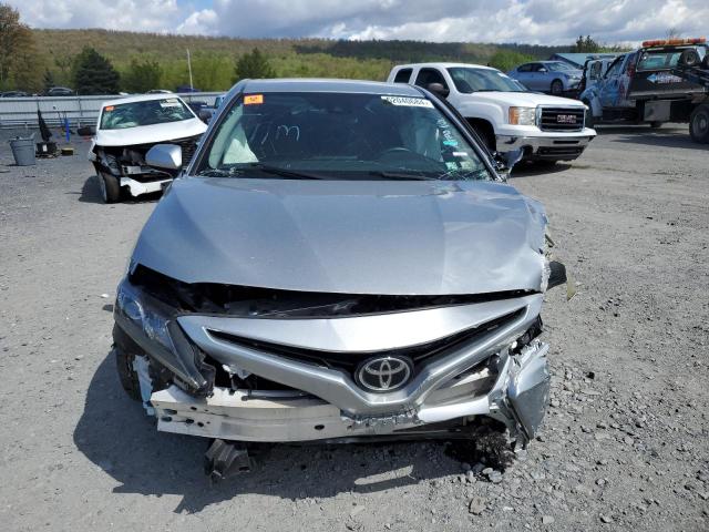 Lot #2505871504 2021 TOYOTA CAMRY SE salvage car