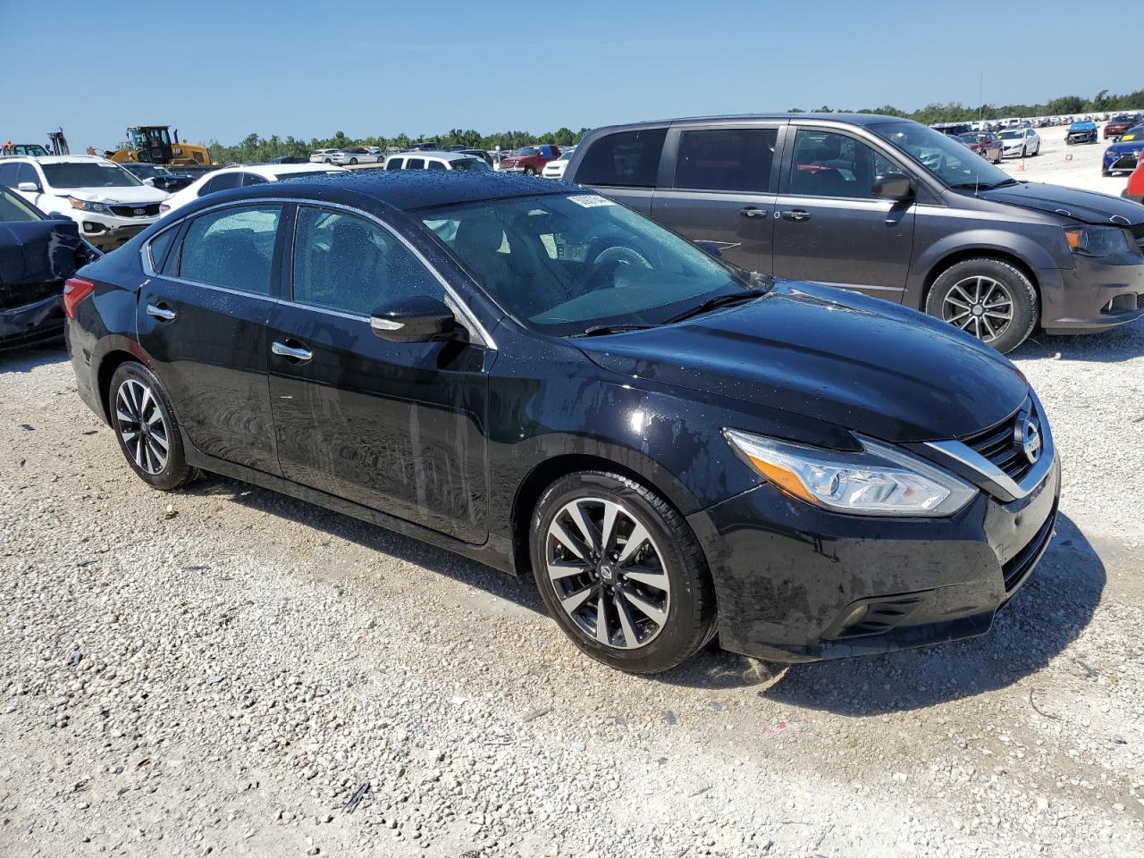 1N4AL3AP0JC229017 2018 Nissan Altima 2.5