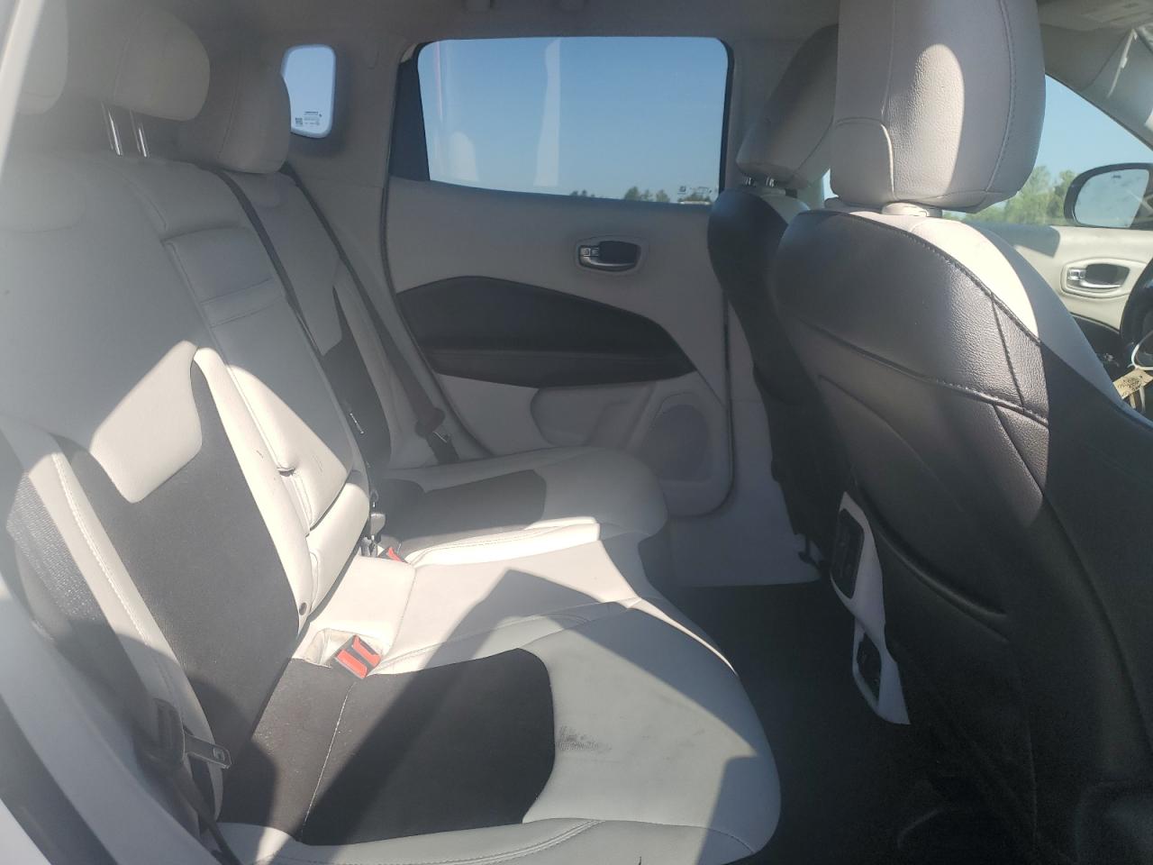 3C4NJCBB3HT632847 2017 Jeep Compass Latitude