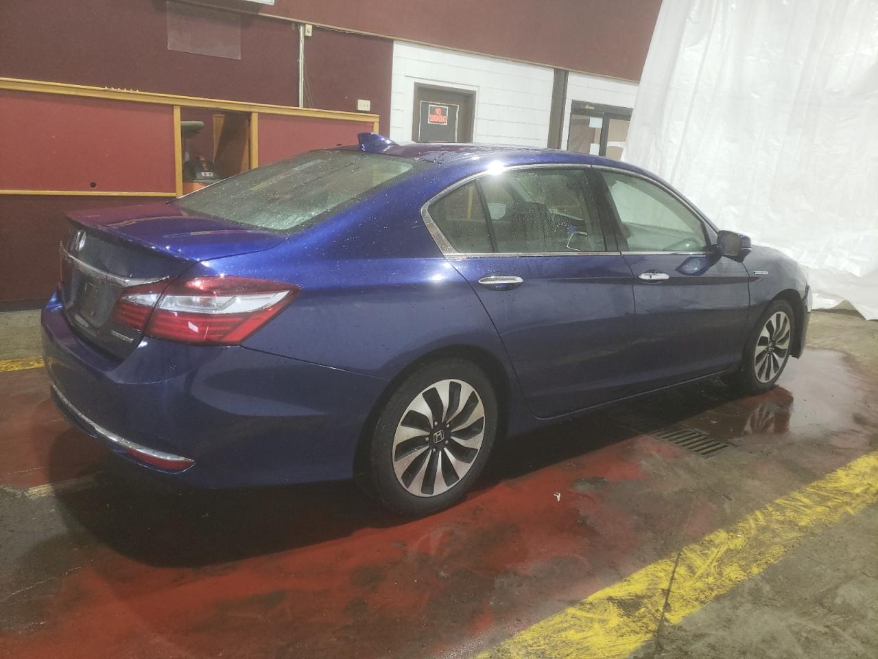 JHMCR6F53HC021099 2017 Honda Accord Hybrid Exl