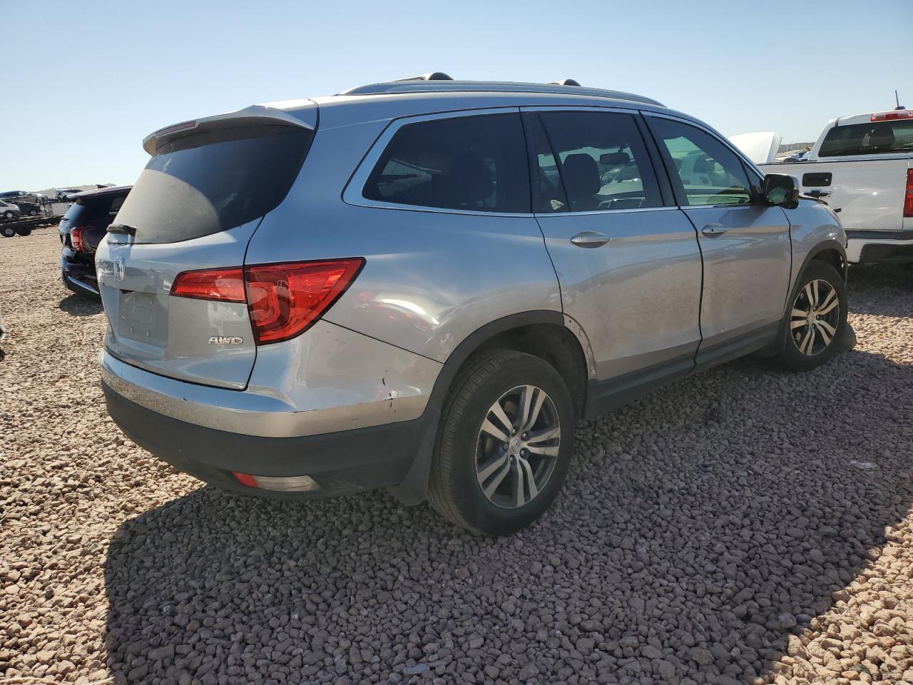 2017 Honda Pilot Exl vin: 5FNYF6H56HB080728