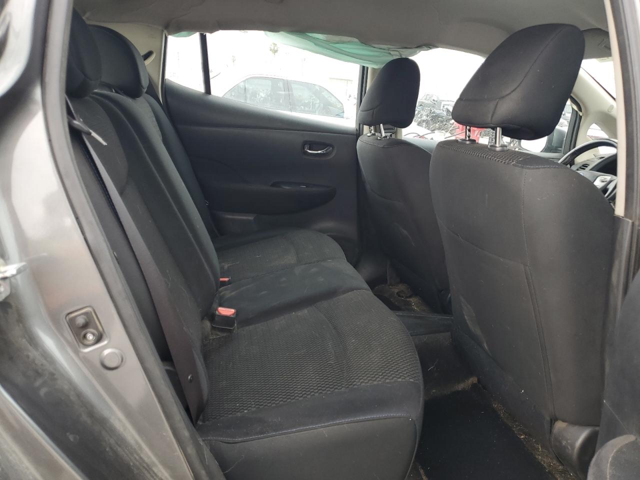 1N4AZ0CP9FC317050 2015 Nissan Leaf S