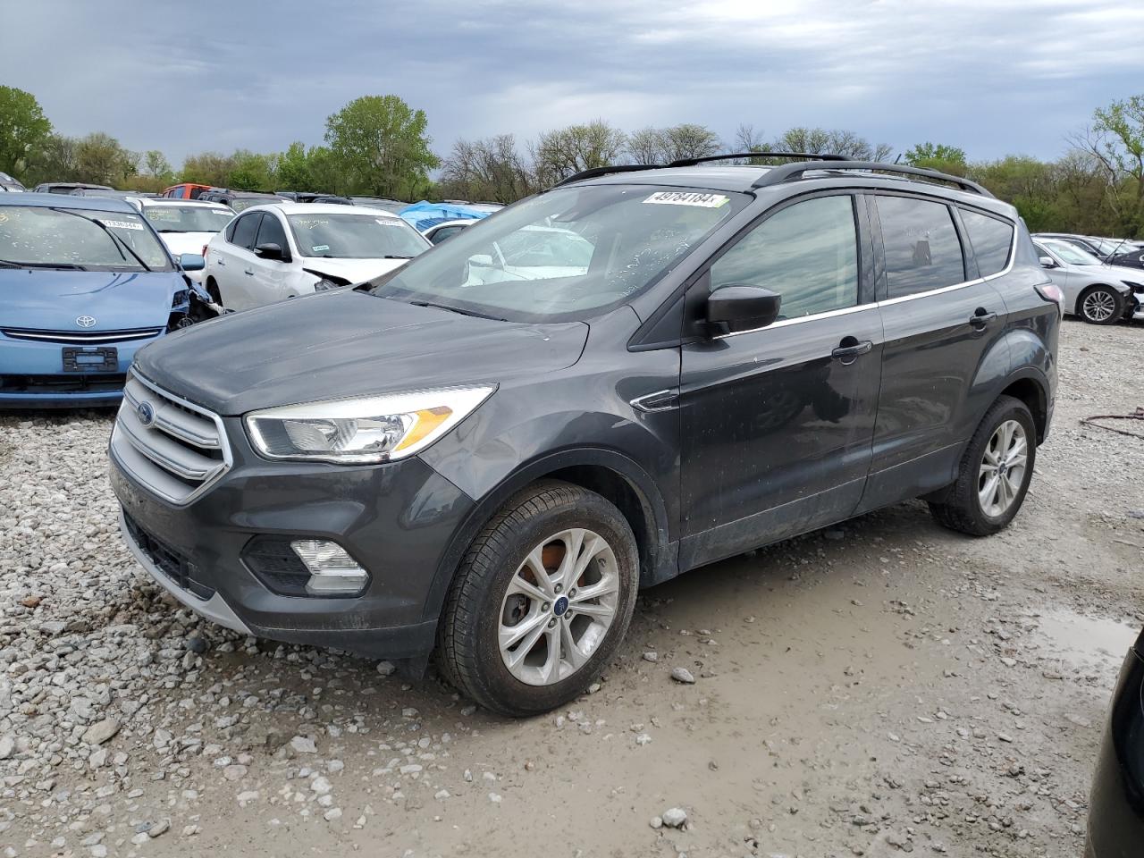 1FMCU9GD0JUB17002 2018 Ford Escape Se