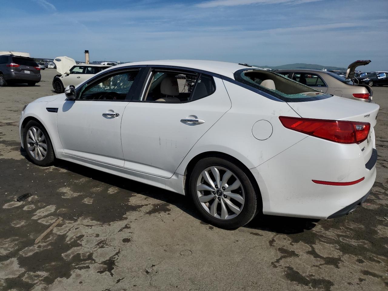 KNAGM4A77F5629625 2015 Kia Optima Lx