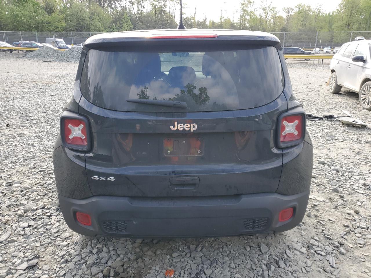 ZACNJBAB0LPL97557 2020 Jeep Renegade Sport